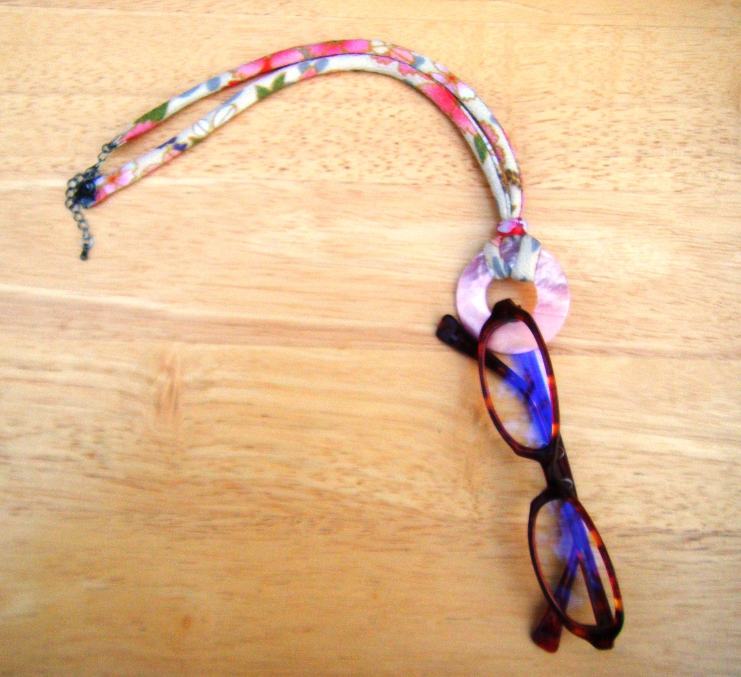 Japanese Fabric Pendant / Eyeglasses Holder Cream Japanese - Etsy.de