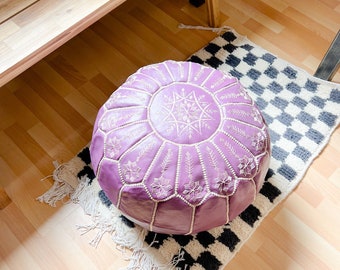 Moroccan pouf ottoman // round embroidery L //  Dhalia