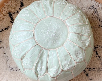 Moroccan pouf ottoman // round embroidery L // Lime