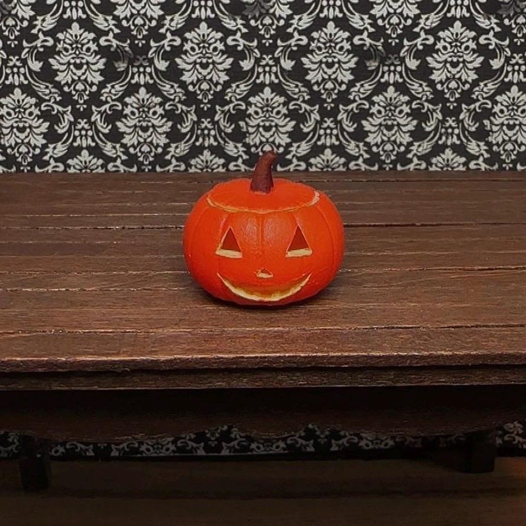 Dollhouse Miniature Halloween Jack O’lantern Carved Pumpkin Bright ...