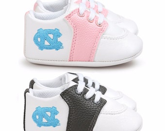 Future Tailgater North Carolina UNC Tar Heels Pre-Walker Baby Shoes