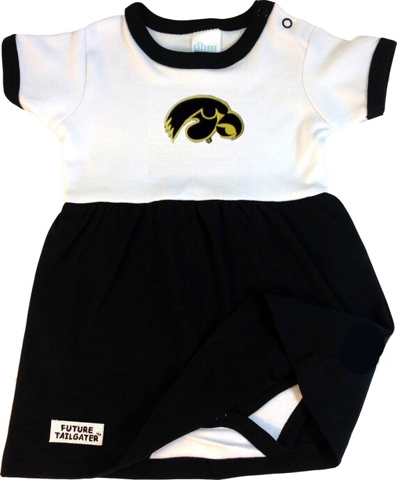 Future Tailgater Iowa Hawkeyes Baby Bib Socks Set