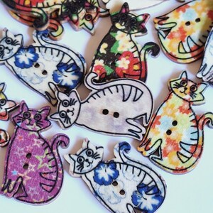 25 Cute Cat Buttons  2 Hole Flat Wood Buttons  Perfect for Sewing, Scrapbooking, Crafts