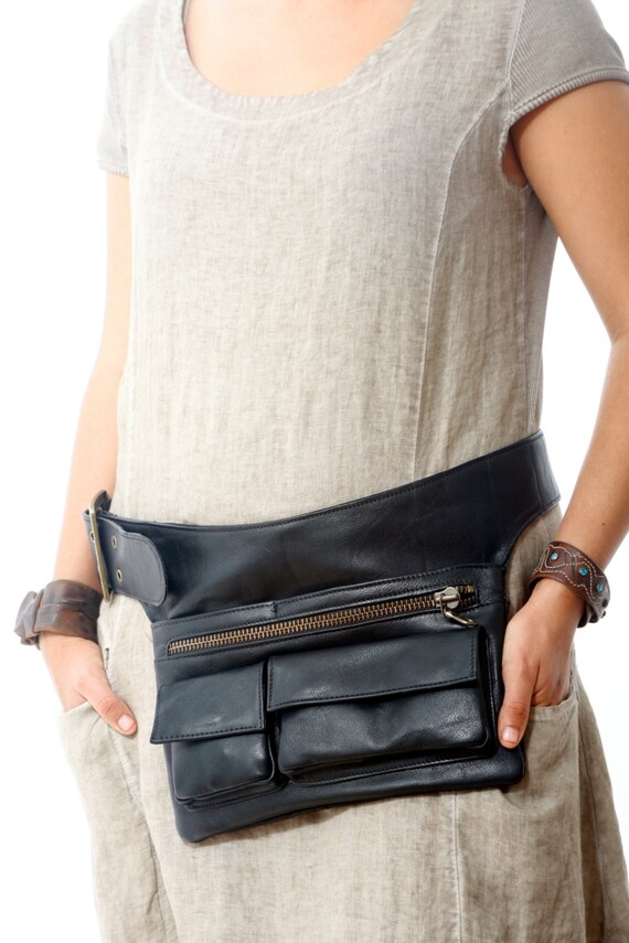 leather hip pouch