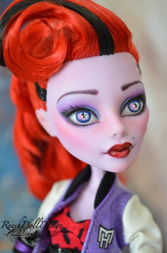 operetta doll
