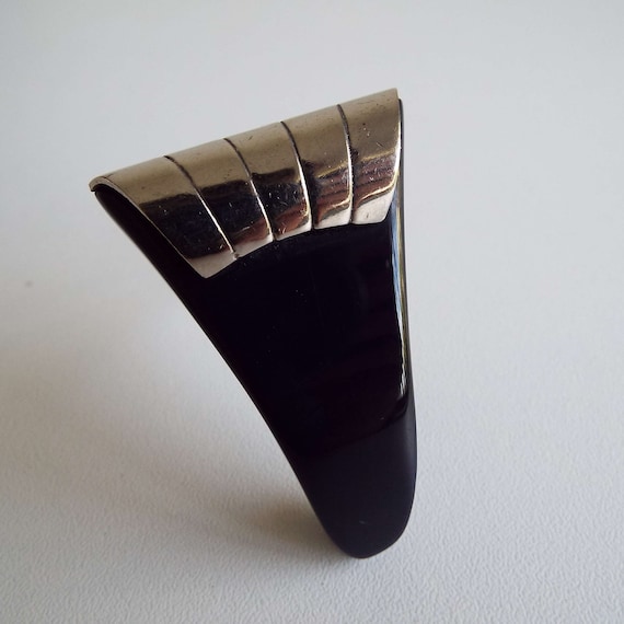 Vintage Art Deco Bakelite & Chrome Dress Clip Swe… - image 2