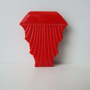 Vintage Art Deco Red Bakelite Dress Clip Clothing Scarf Fur Clip Geometric Dress Clip