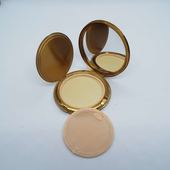 Vintage 1950's Powder Compact Vogue Vanities Compact … Gem