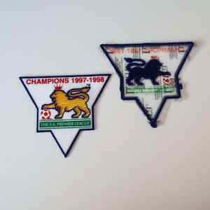 Vintage 1997-98 Manchester United The FA Premier League Official Player Football Badge Patch Set Iron On Sleeve Badges Soccer Lextra image 1