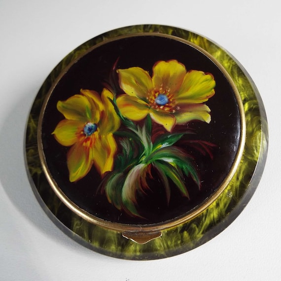 Vintage Celluloid Powder Compact Early Plastic Po… - image 1