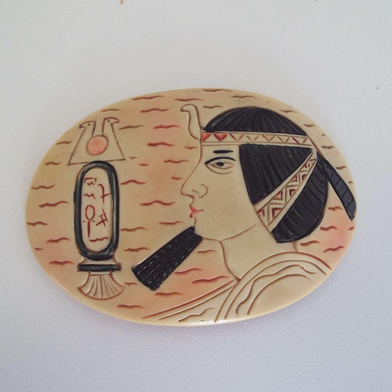 Vintage Art Deco Celluloid Bältesspänne: Egyptisk Revival Cleopatra Orm bild 1