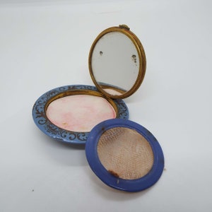 Vintage Art Deco Bakelite Powder Compact Blue Bakelite Neo Classical ...