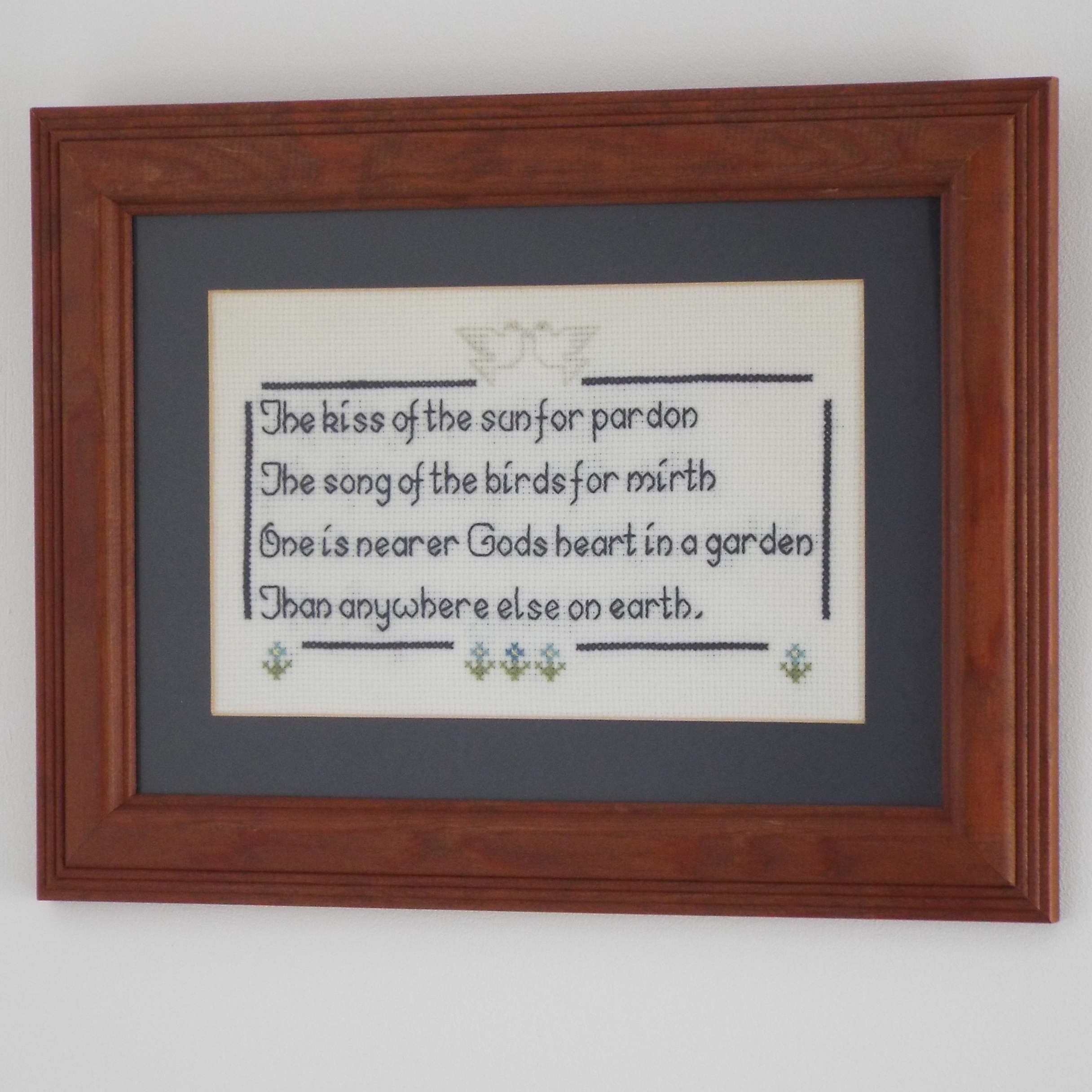 Broderie Crewel Vintage à La Main – Motif Jardin Fleuri Avec Poème De Dorothy Gurney, Occasion