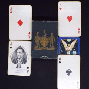 Vintage speelkaarten 1945 The Worshipful Company Of Makers Of speelkaarten in originele doos, volledige verpakking van 52 H Cobden Turner Winged Goddess
