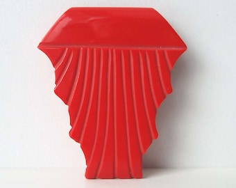 Vintage Art Deco Red Bakelite Dress Clip Clothing Scarf Fur Clip Geometric Dress Clip