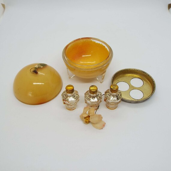 Vintage 1930's Apple Blossom Perfume Set Bouton N… - image 5