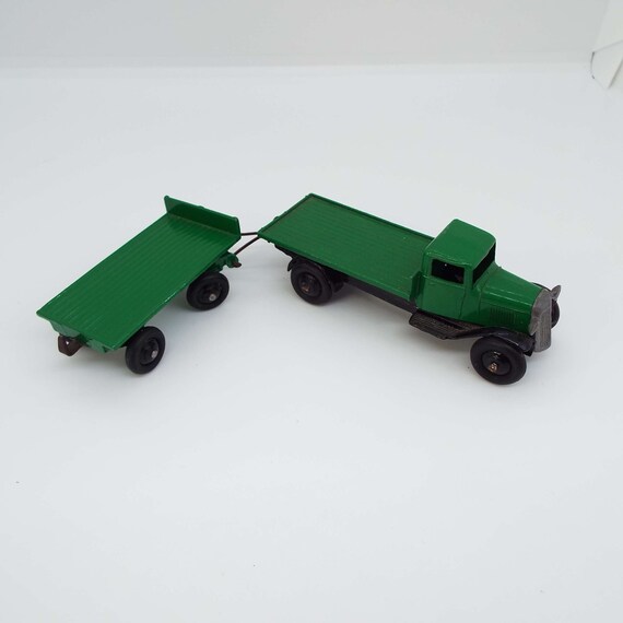 Dinky Toy number 25c - a photo on