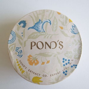 Vintage 1940&#39;s Pond&#39;s Dreamflower Powder Box Camellia Face Powder Unopened Art Deco Powder Box Cosmetics Skin Care Vanity New York Melbourne