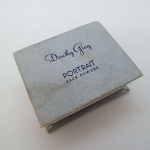 Rare Vintage 1930&#39;s Dorothy Gray Portrait Face Powder Box Unopened Vanity Storage Beauty Cosmetics Art Deco Powder Box