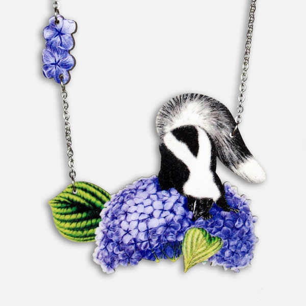 Statement whimsical wooden necklace "SKUNK 'N' HORTENSIE"  vintage jewelry pendant funny contemporary collage illustration hortensia