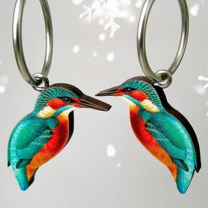 Kingfisher Hoop Earrings – Vintage Bird Illustration – Wooden Jewelry Nostalgia – Bird Dangles – Sustainable Wood – Dark Cottagecore Art