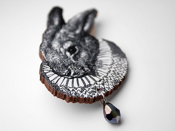 Brooch wooden best sale