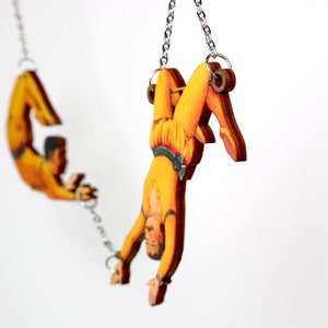 Statement whimsical wooden necklace CATCH ME circus flying artists vintage inspired acrobats trapeze cirque jewelry unique gift idea zdjęcie 2