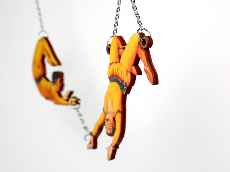 Statement whimsical wooden necklace CATCH ME circus flying artists vintage inspired acrobats trapeze cirque jewelry unique gift idea zdjęcie 2