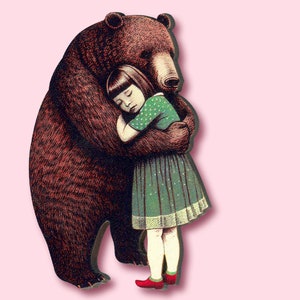 EN EL HOMBRO DEL OSO ++ Broche pin niña oso abrazo amistad regalo joyería estilo vintage ilustración madera corte láser