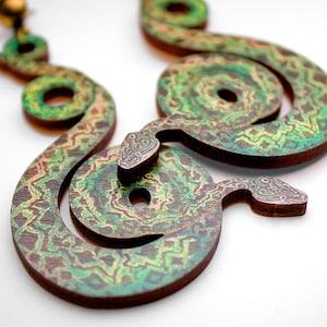 SNAKE SPECIAL SCROLL ++ orecchini grandi a bottone vintage a forma di serpente verde, regalo in legno tagliato al laser