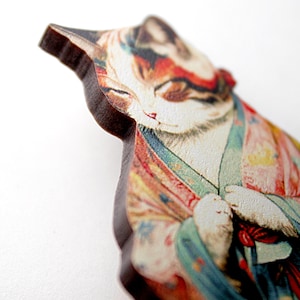 DON'T HESITATE MEDITATE Whimsical wooden brooch pin vintage style gift birthday jewelry meditation cat kimono yoga japan image 2