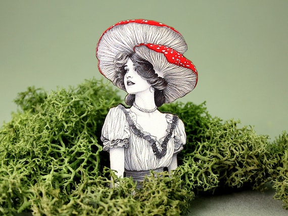 POISON BEAUTY ++ Brosche Anstecker Pin Schmuck Mädchen Flapper Lady Fliegenpilz Pilz Collage Schmuck vintage Style
