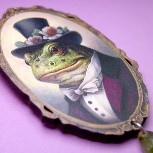 TOAD COUTURE ++ big brooch art nouveau surreal frog in taxedo hipster vintage collage gift victorian illustration jewelry brooch pin needle