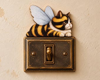 Light Switch Decor – Wooden Bee Cat Picture Frame Figure