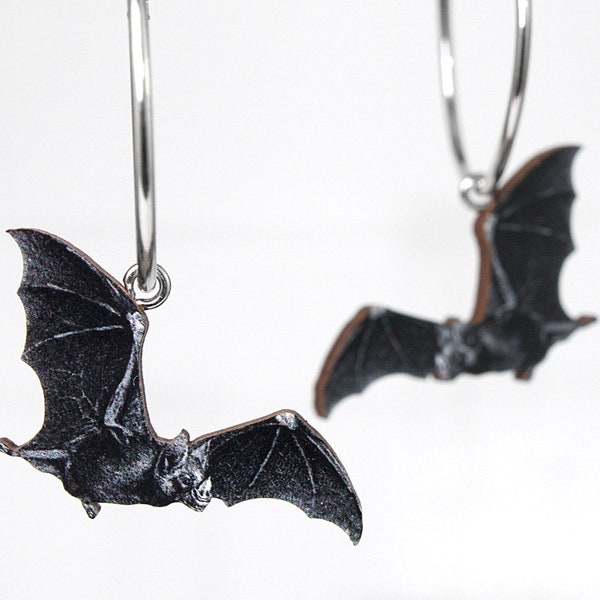 BAT BAT THINGS ++ Ohrringe Ohrstecker Creolen vintage Fledermäuse Fledermaus Vampir Drakula gothic Holz Lasercut Geschenk