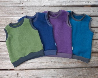 Sweaters made of wool walk