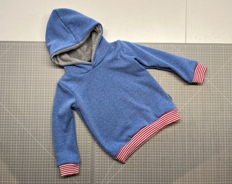 Hoodie oder Sweatshirt Alpenfleece blau/rot-ringel