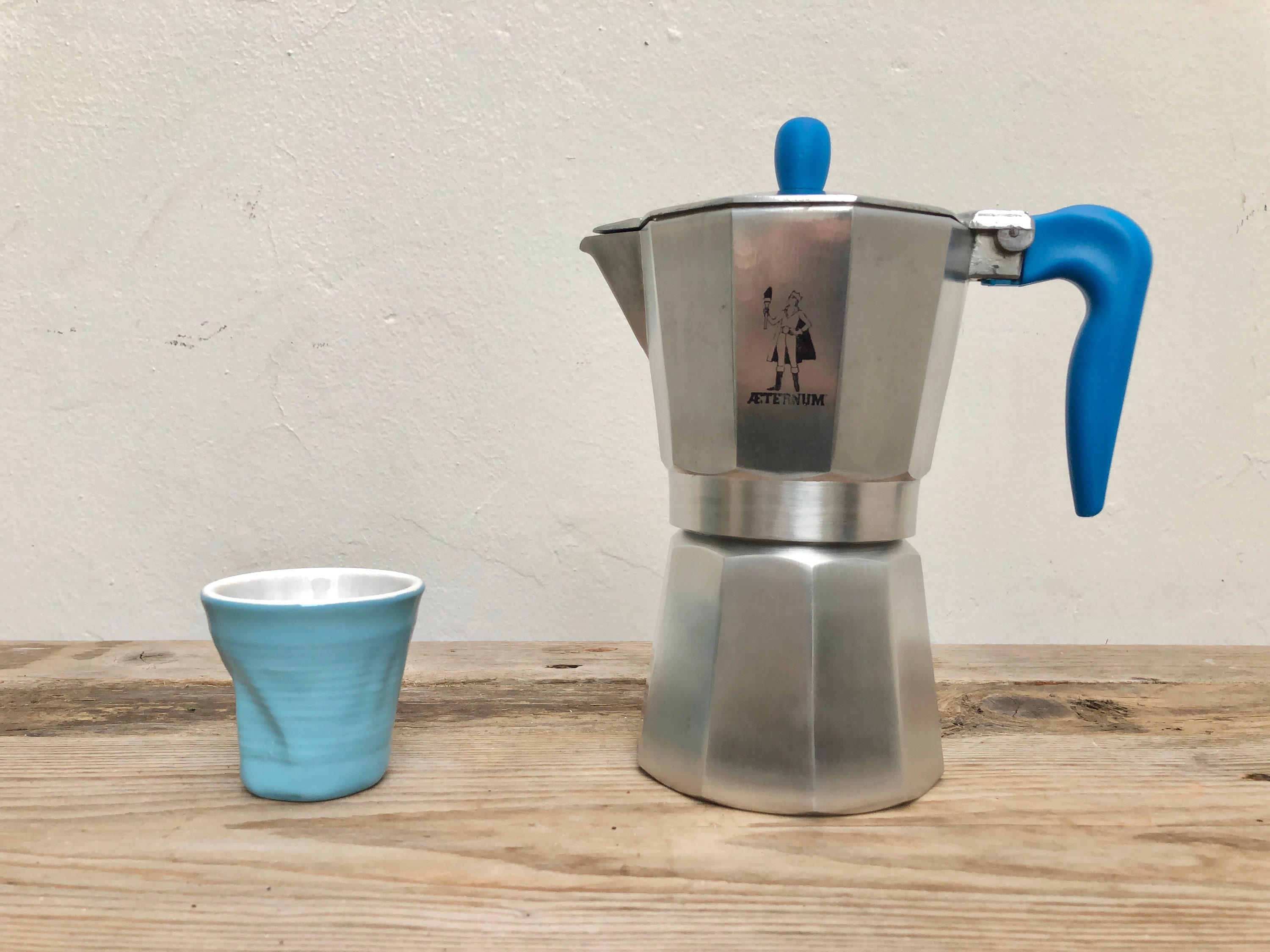 JoyJolt Italian Moka Pot 6-Cup Stovetop Aluminum Espresso Maker, Blue