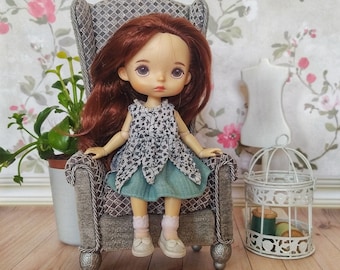 おやゆび姫のための繊細なドレス。  人形 Monst Xaiomi、Holola、Mzzm に適しています。人形用の服やアクセサリー。