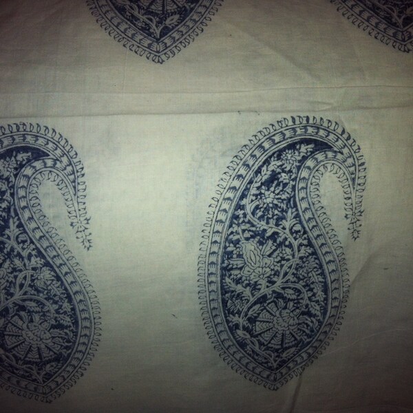 Vente : Bloc indienne impression tissu à paisley - 1 yard de la main