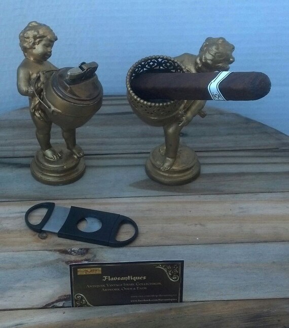 Vintage Cherub Figural Table Top Cigar Lighter Cigarette With Ash Stand In Gold Gilt Mid Century Tobacianna F580