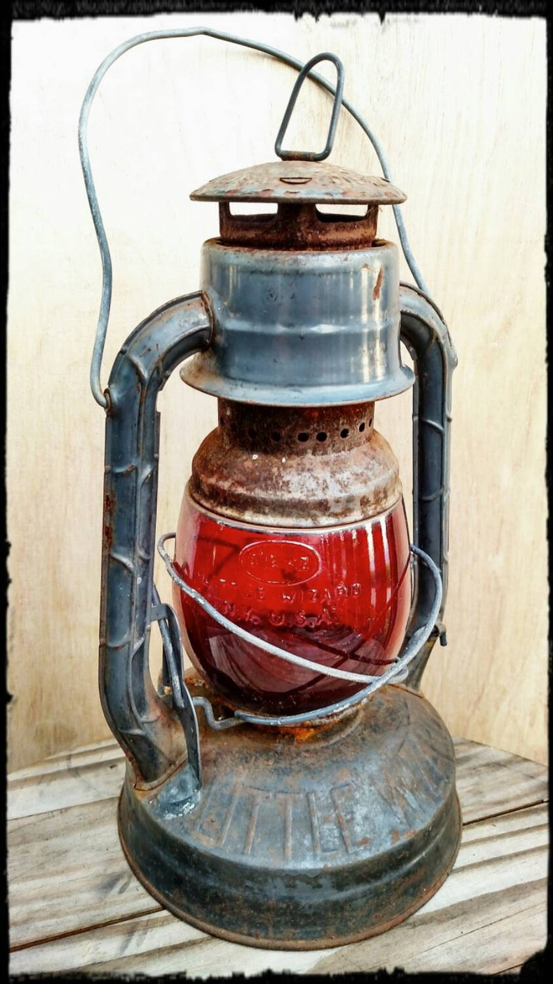 Vintage Dietz Little Wizard Oil Lantern / Oil Lantern With Red - Etsy