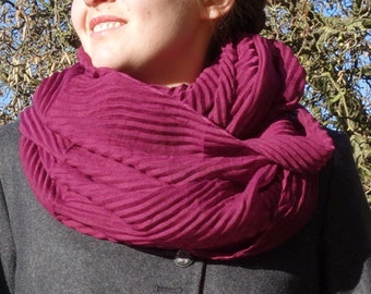 PURPLE PLEATED LooP SCARF - women accessories scarves - fashion - boho street style - soft cosy circle scarves - infinity scarf