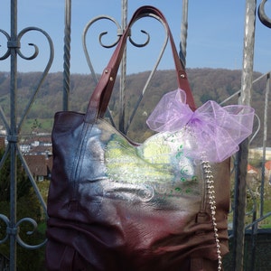 Monet Tasche - AlltagsTASCHE - Monet silber HANDTASCHE - DeCOUPAGE bemalte Tasche - Reißverschlusstasche aus Kunstleder - bordeauxrote Damen Schultertasche