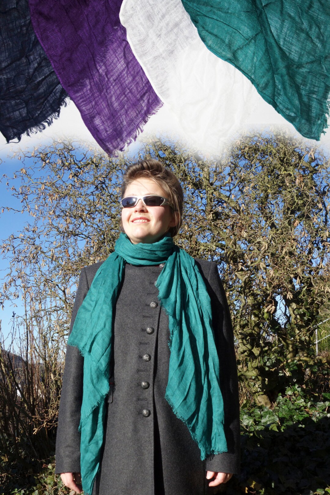 WIDE SCARF WITH TASSEL LUXE EMERALD main image 1