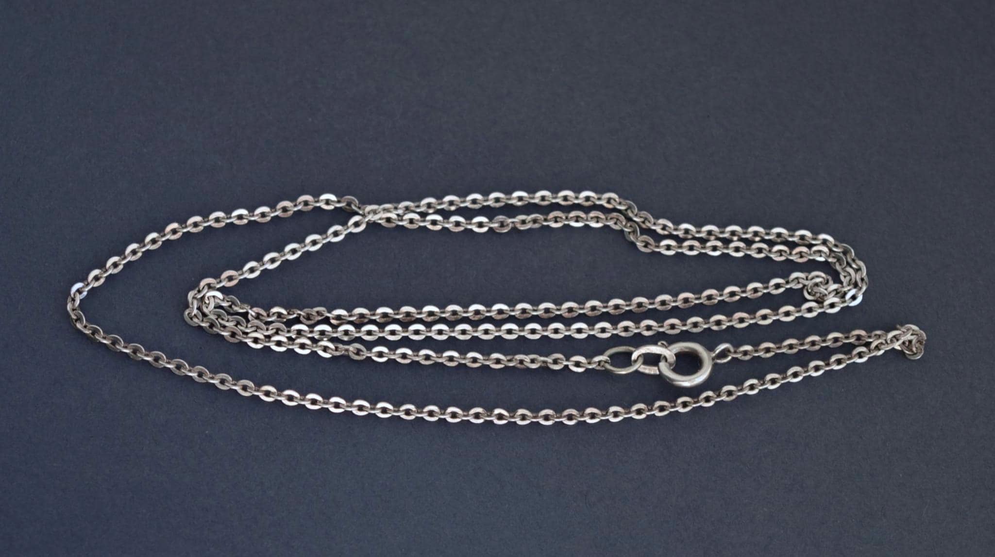 Art Deco F.binder FBM 835 Silver Decorative Chain Necklace Length