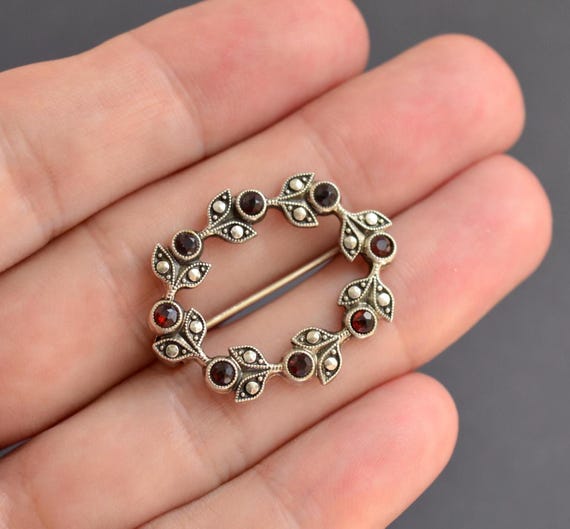 Broche Vintage Argent Et Vermeil Avec Grenat - Style Ancien, Occasion, Pièce Unique