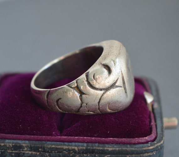 Massive 15g antique 835 silver letter signet ring… - image 2