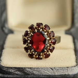 Grande bague en or 8 carats grenat bohème vintage allemand taille US 8 UK P