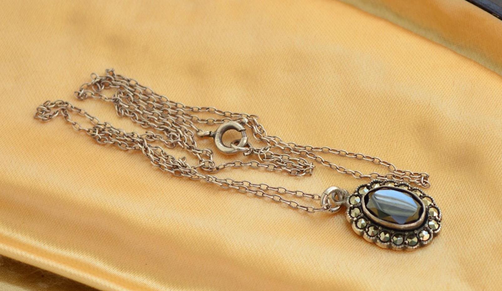 Collier Chaîne Or 14k Et Pendentif Art Déco - Hématite Et Marcassites - Or 18k Et Argent 925 - Occasion
